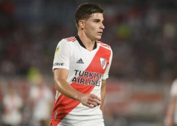 L’agent de Julian Alvarez répond aux réclamations d’un nouveau prêt loin de Man City