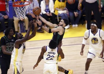 Nba, finales : toute la ville de Boston est sur le terrain pour arrêter la fuite des Warriors