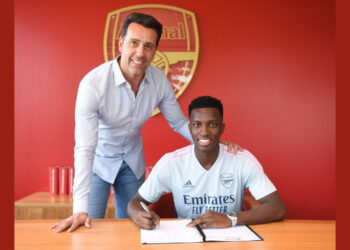 Eddie Nketiah signe une prolongation de contrat et change de numéro