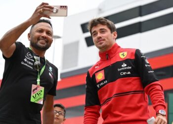 « Ferrari, je crois toujours au titre. J’aime ce morceau. »