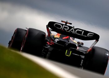 F1 Silverstone, Verstappen super en FP3.  Leclerc troisième derrière Perez.  Eh bien la Mercedes