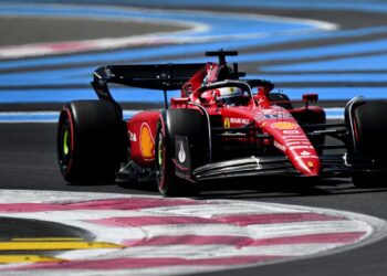 F1 France, Leclerc le plus rapide en FP1, Sainz pénalisé de 10 places