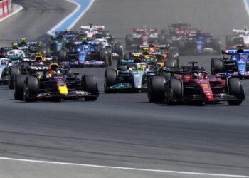 F1 France, Verstappen gagne après l’erreur et l’abandon de Leclerc