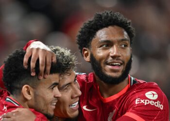 Gomez se concentrera sur Liverpool avant de s’inquiéter d’être inclus dans l’équipe de Southgate pour la Coupe du monde d’Angleterre