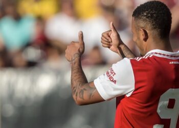 Gabriel Jesus marque dans la victoire de pré-saison : Jack Wilshere prend sa retraite