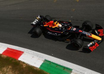 Changement de moteur F1 GP Monza Max Verstappen démarre en bas de la grille