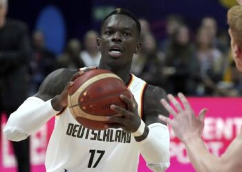 Lakers, Schroeder revient.  Mais n’y a-t-il pas trop de réalisateurs comme ça ?