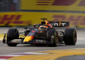 Max Verstappen champion de F1: comment il conduit et quel pilote est sur la piste