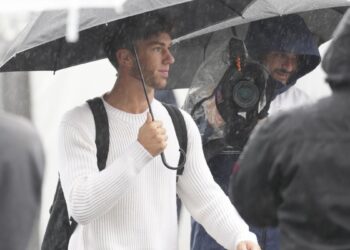 Pilotes F1 2023 : Nyck De Vries en AlphaTauri, Pierre Gasly en Alpine