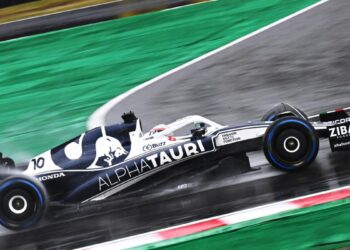 Gasly: ​​​​ »Une grue de plus, n’était-ce pas suffisant avec Bianchi? Deux mètres plus loin et je serais mort »