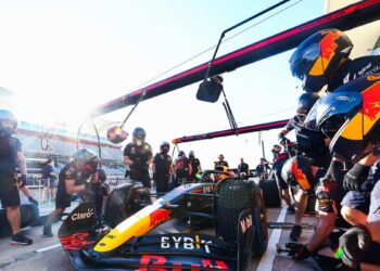Plafonnement du budget F1 vers l’accord fia red bull: procès salarial d’adrian newey