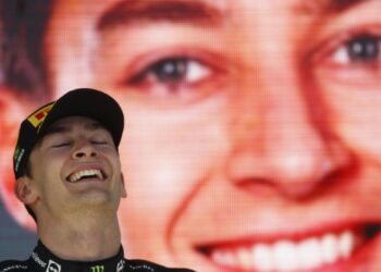 F1 Brésil Russell et les larmes : « Je suis sans voix, j’ai réfléchi à ma carrière »
