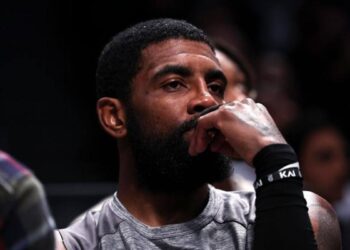 Nba : les Brooklyn Nets suspendent Irving pour un post antisémite
