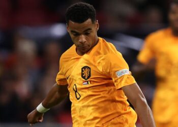 Le LFC serait un « bon endroit » pour un objectif de 13 buts, déclare le directeur du PSV