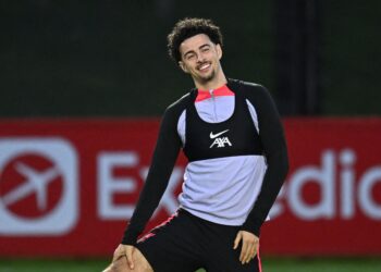 Jones commence;  Klopp fait deux changements à Naples