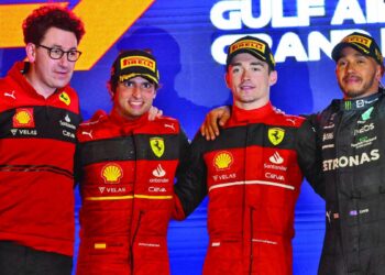 Leclerc au centre, Sainz plus « en épaule ».  Le nouveau parcours Ferrari après les adieux de Binotto