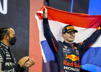F1, Hamilton : « Pour certains pilotes, je suis une cible.  Verstappen ?  C’est dur de le voir gagner. »