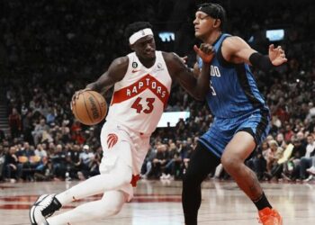 Résultats NBA : Golden State-Houston, Charlotte-Milwaukee, Toronto-Orlando