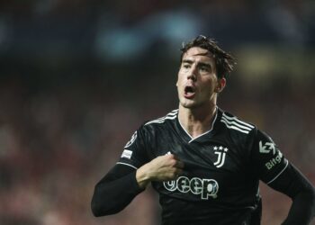 Dušan Vlahović pourrait-il être la solution aux problèmes offensifs de Manchester United ?  – Nouvelles de Man United et nouvelles de transfert
