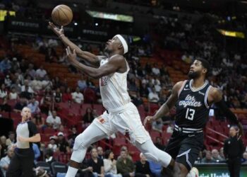 Résultats NBA : Miami-Clippers, Portland-Denver, San Antonio-Houston