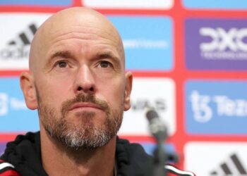 Erik ten Hag confirme la chasse aux attaquants de Man United en janvier –