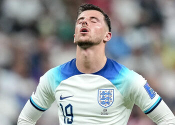 Mount et Sterling affrontent à nouveau la perspective du banc d’Angleterre –