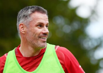 Jamie Carragher dit que personne ne peut attraper l’as de Liverpool une fois « qu’il s’éloigne de vous »