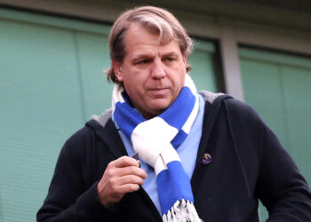 Les nouveaux propriétaires de Chelsea écoutent les fans –