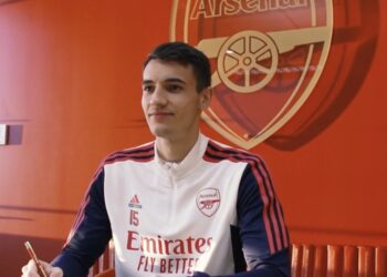 Les rangs défensifs renforcés alors que Jakub Kiwior quitte Spezia