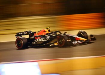 F1 Le Red Bull RB19 tire sans problème et vise à faire immédiatement le vide