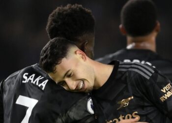 Martinelli signe son nouveau contrat, réflexions sur le contrat de Saka