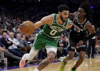 Orlando et la Nouvelle-Orléans y croient encore.  Boston, quel Tatum !