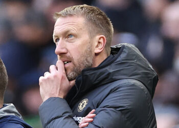 Potter pourrait passer à trois arrières pour tenter d’obtenir des résultats –