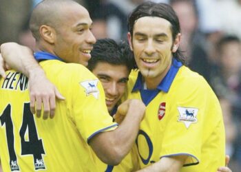 Dédicaces de janvier et oubli |    … un blog d’Arsenal