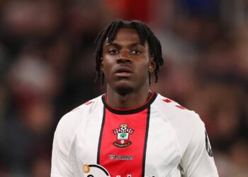 Manchester United pourrait bondir pour l’ancienne starlette de Manchester City Romeo Lavia si Southampton tombe en panne – News 24
