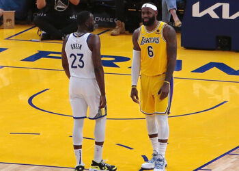Bill Simmons prédit LeBron James, Draymond aux Mavericks