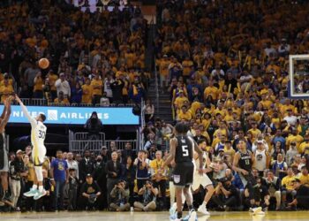 Playoffs NBA : Warriors-Kings 126-125, Knicks-Cavaliers 102-93