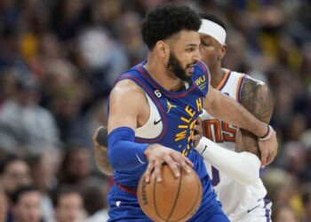 Nba, résultats : Nuggets-Phoenix 125-107, Murray imparable