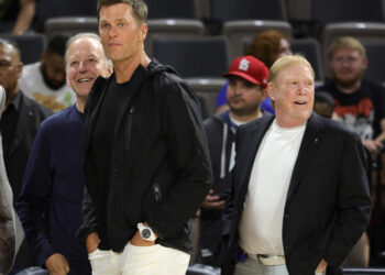 Tom Brady est le favori pour être le quart-arrière des Raiders de Las Vegas
