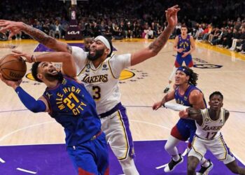 Playoffs NBA, Denver s’impose haut la main à Los Angeles, série 3-0, résultats et actualités