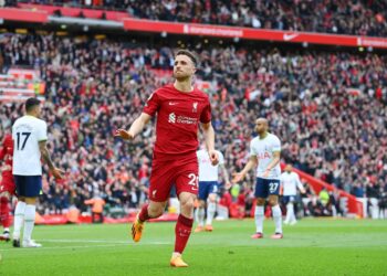 Ce que Robertson a dit à Jota après le but de Richarlison a fait toute la différence