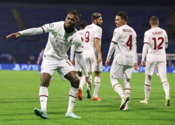 Rafael Leao de l'AC Milan célèbre son deuxième but le 25 octobre 2022