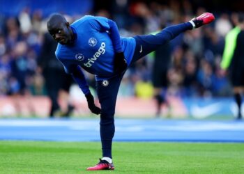 N'Golo Kante de Chelsea photographié lors de l'échauffement avant le match du 18 mars 2023