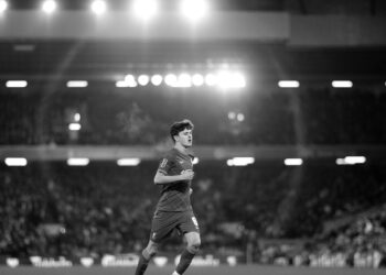 20 ans sur ses rêves d’imiter Alexander-Arnold, Jones et Elliott