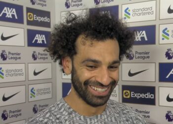 (Vidéo) Les fans de Liverpool adoreront la réponse de Salah au point de repère d’Anfield