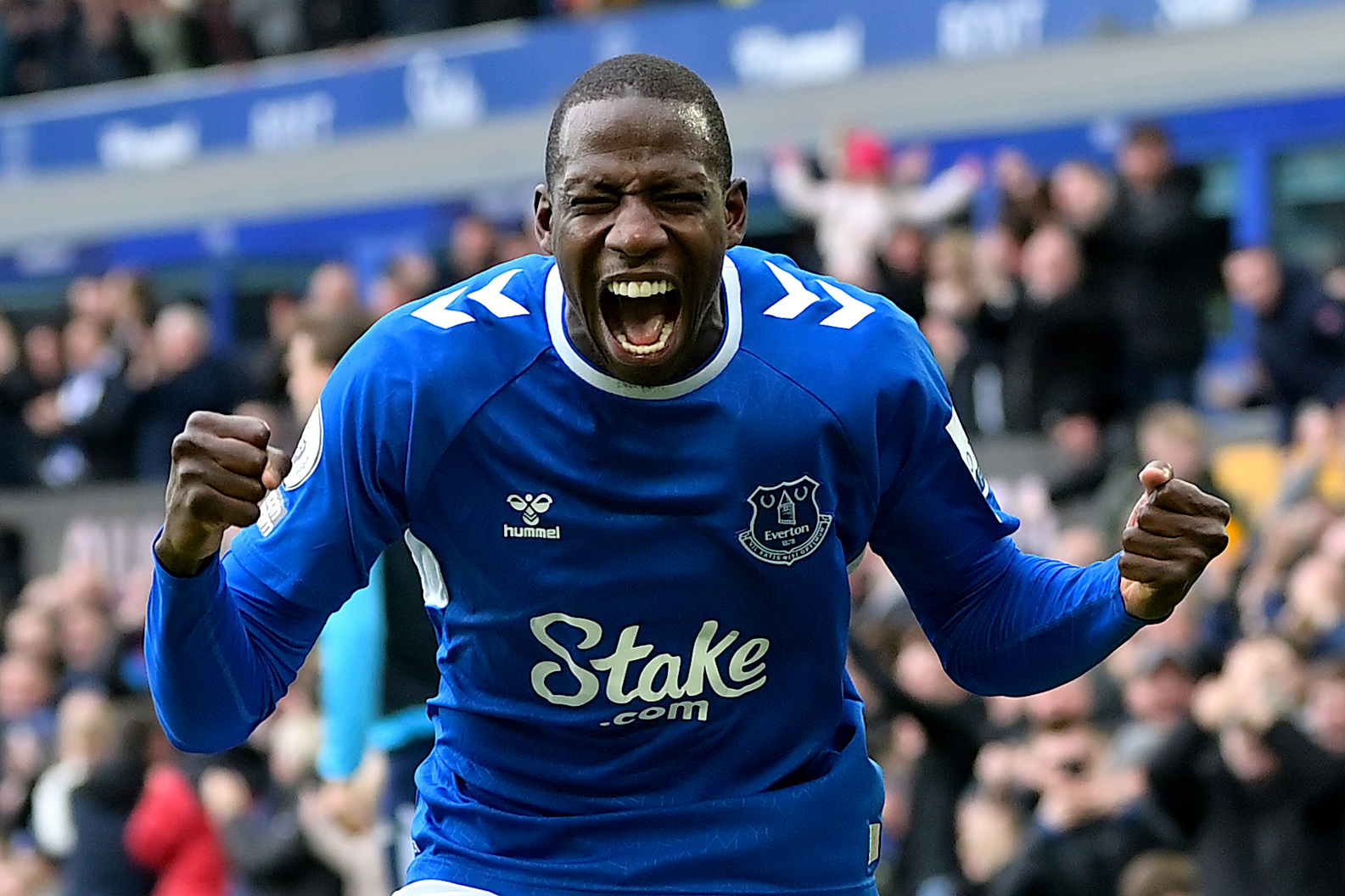 Everton gagne pour rester debout et faire tomber Leicester et Leeds