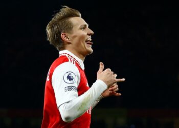 Martin Odegaard célèbre le but d'Arsenal le 1er mars 2023