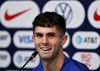 L'attaquant américain Christian Pulisic photographié lors d'une conférence de presse le 1er décembre 2022