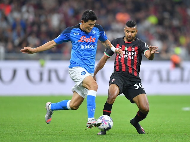 Kim Min-jae de Naples en action avec le Junior Messias de l'AC Milan en septembre 2022