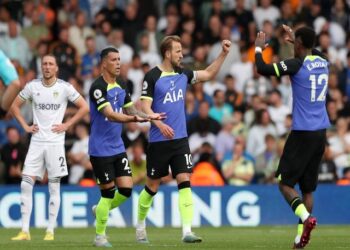 Harry Kane de Tottenham Hotspur célèbre le but le 28 mai 2023